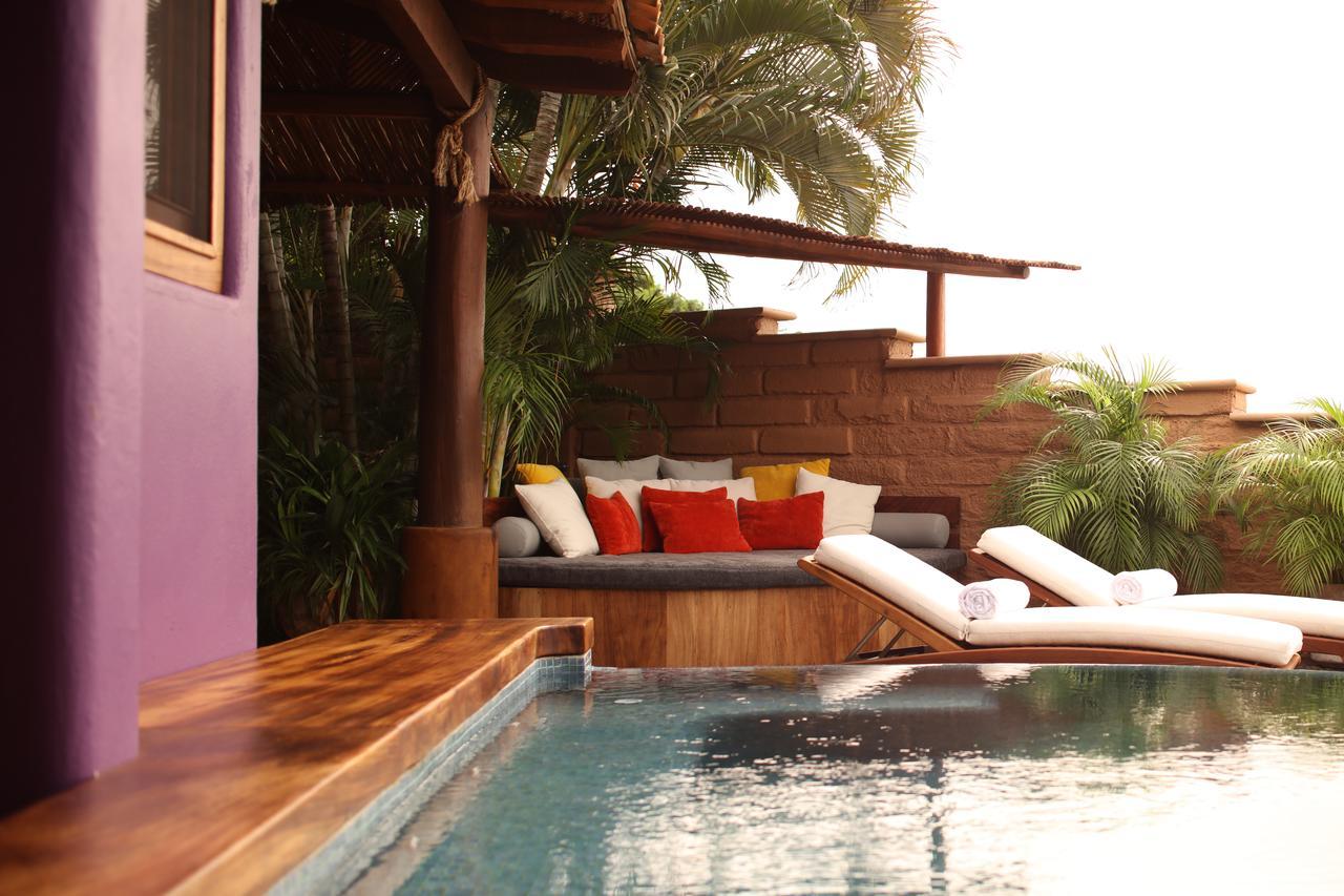 Amuleto Hotel Ixtapa  Exterior photo